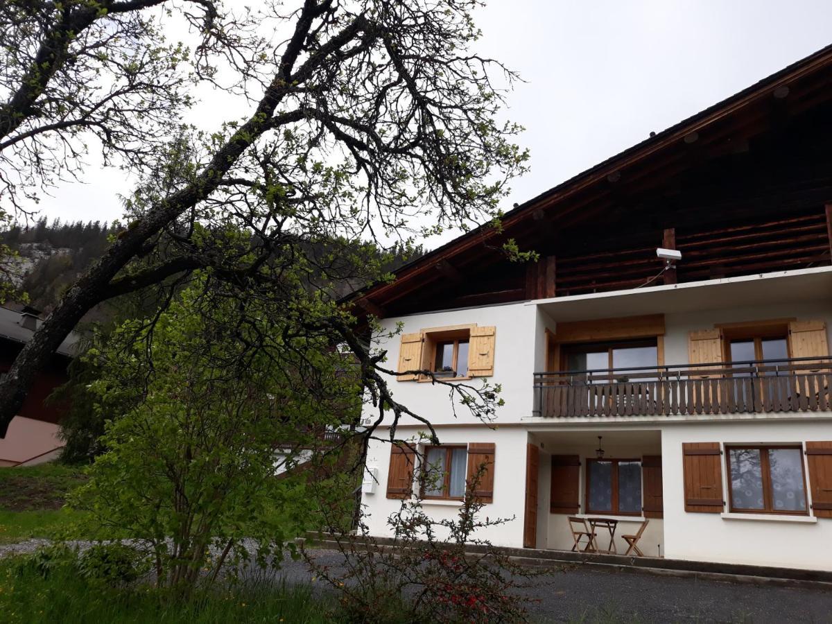 Appartement Les granges à La Clusaz Extérieur photo